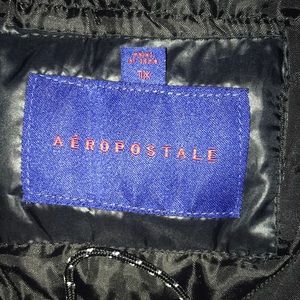 Aeropostale vest can be woman’s also